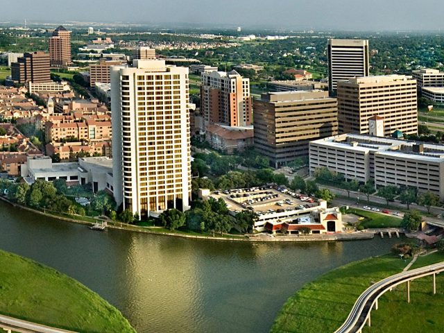 las-colinas-urban-center